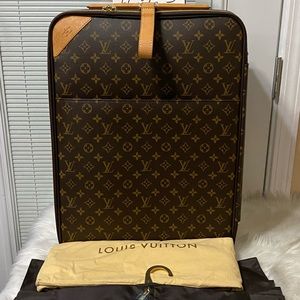 ‼️LV ROLLER LUGGAGE PEGASE 55 MONOGRAM‼️